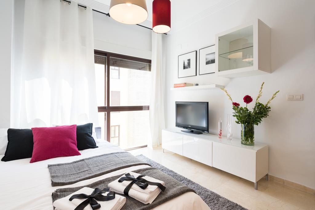 Colon12 Urban Apartment Malaga Exterior photo